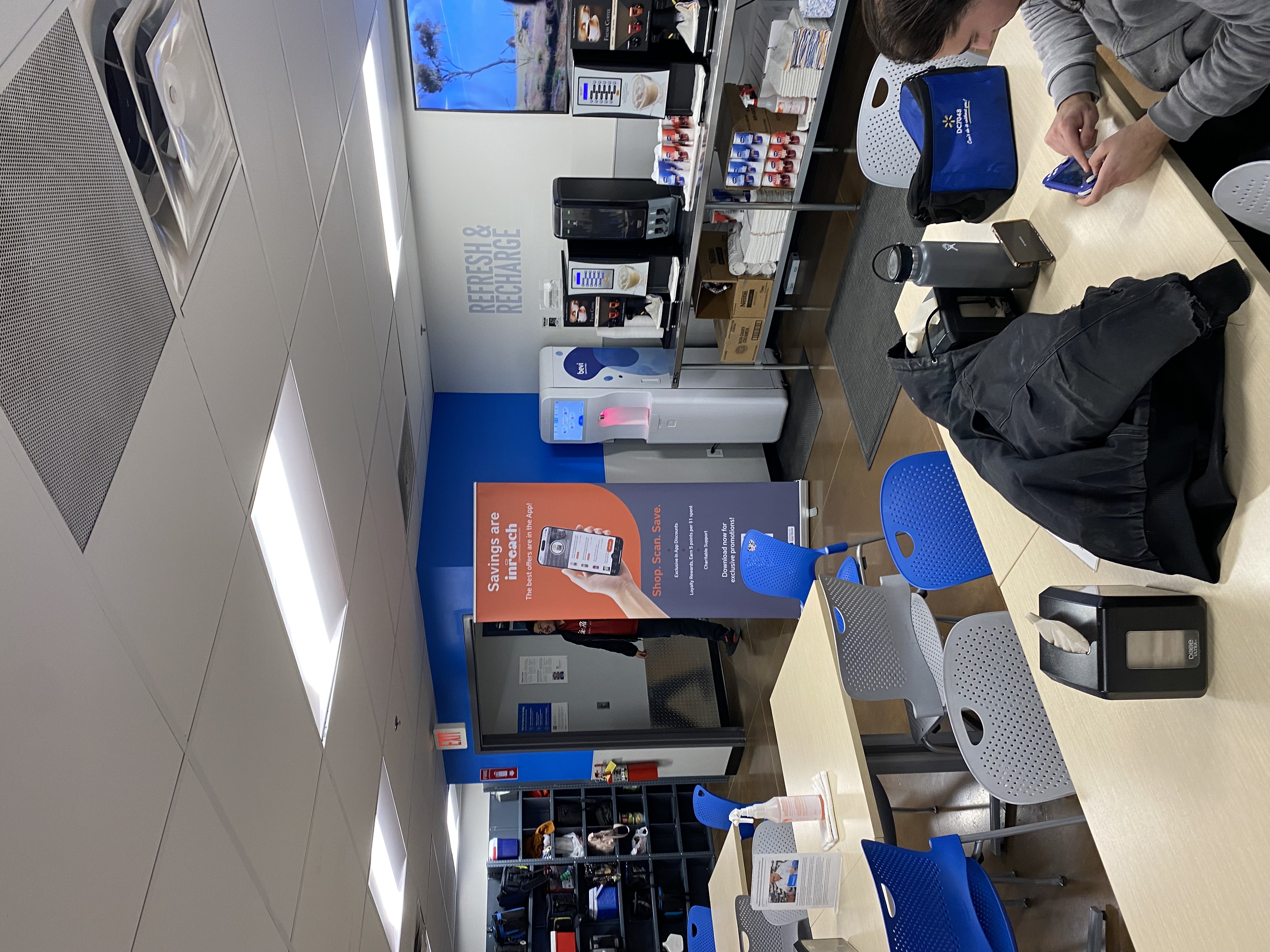 Healthcare micro-market featuring grab-and-go meals in a Reno, Nevada hospital